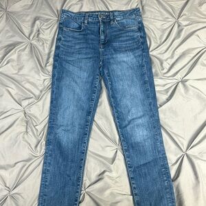 American Eagle- super high rise jegging jeans next level stretch ones in size 4.